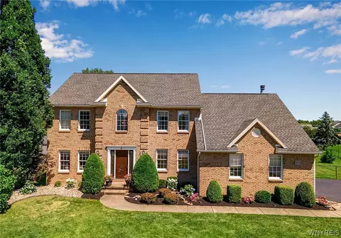 9302 Sitka Spruce Ct, Clarence Center, NY 14032