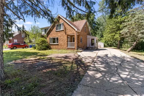 4664 Clinton St, West Seneca, NY 14224