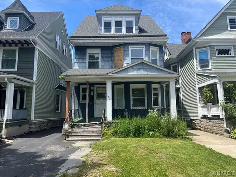 348 Baynes St, Buffalo, NY 14213
