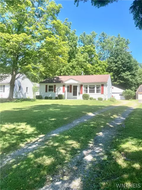 254 Olean St, Aurora, NY 14052
