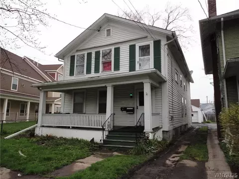 217 Genesee St, Lockport, NY 14094