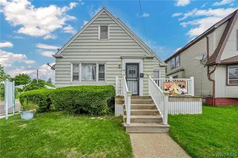 88 Roosevelt Ave, Buffalo, NY 14215
