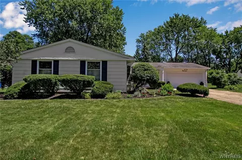 19 Exeter Rd, Amherst, NY 14221