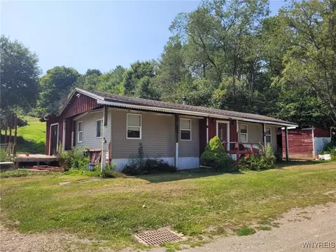 4126 Humphrey Rd, Humphrey, NY 14741