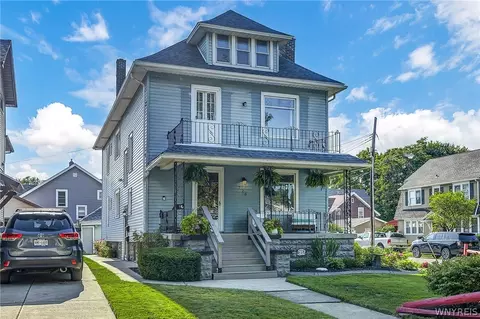 728 Mckinley Pkwy, Buffalo, NY 14220