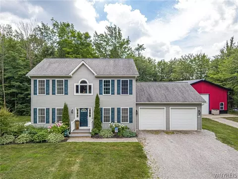 240 Sinn Rd, Bennington, NY 14037