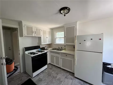 171 Pullman Ave, Tonawanda, NY 14217 photo 5