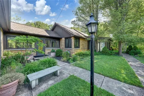 6900 Powers Rd, Orchard Park, NY 14127
