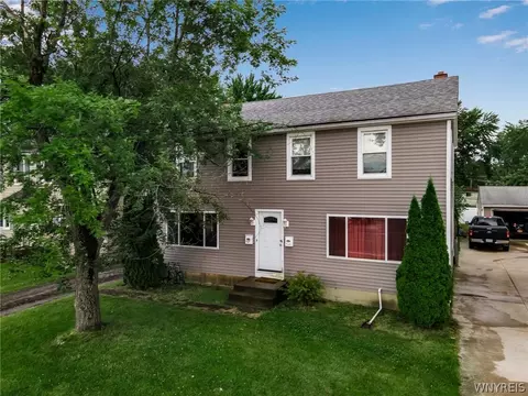 2776 Eggert Rd, Tonawanda, NY 14150