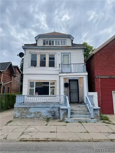 52 10th St, Buffalo, NY 14201