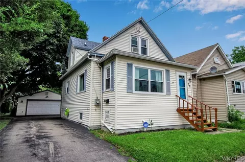 28 Currant Ave, Lackawanna, NY 14218