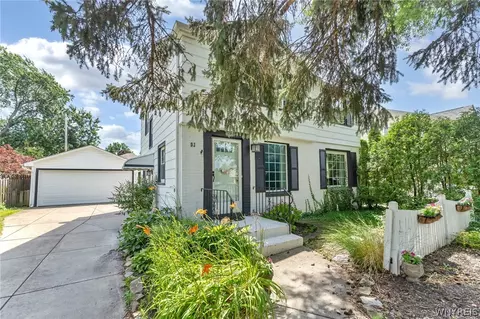 91 Ivy Lea, Buffalo, NY 14223