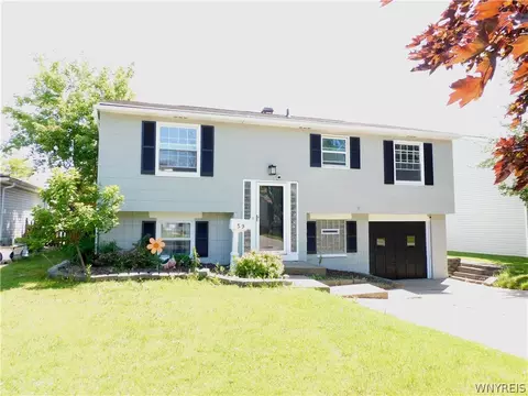 59 W Rouen Dr, Cheektowaga, NY 14227