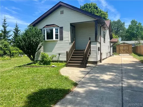 3541 James St, Buffalo, NY 14219