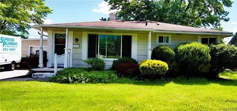 19 Saint Amelia Dr, Tonawanda, NY 14150