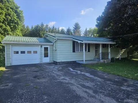 3463 Batavia Oakfield Townline Rd, Oakfield, NY 14125