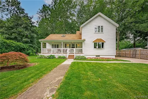 243 Washington St, Wilson, NY 14172