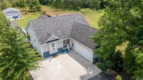 765 Alt Blvd, Grand Island, NY 14072