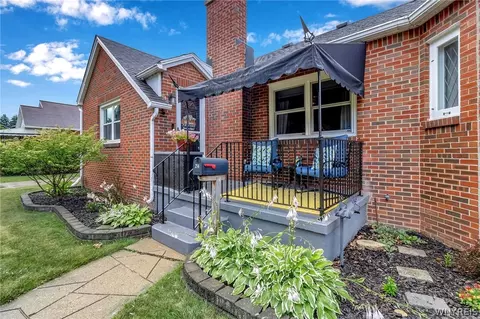 214 W Grand Blvd, Cheektowaga, NY 14225
