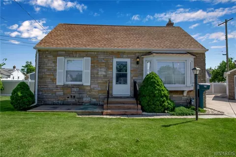 28 Edward Ct, Cheektowaga, NY 14225