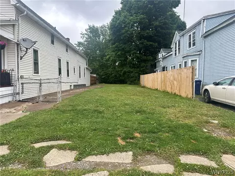 183 Fox St, Buffalo, NY 14211