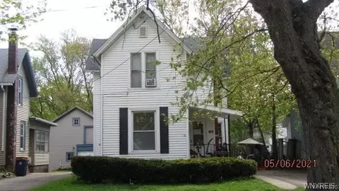 470 Hawley St, Lockport, NY 14094