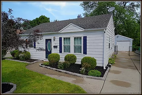 72 State St, Tonawanda, NY 14150