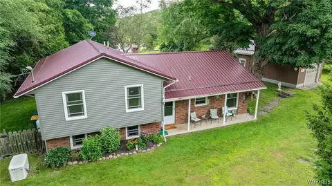 5247 Moose Rd, Middlebury, NY 14591