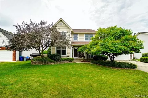 534 Kaymar Dr, Amherst, NY 14228