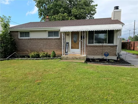 18 Harris Ct, Cheektowaga, NY 14225