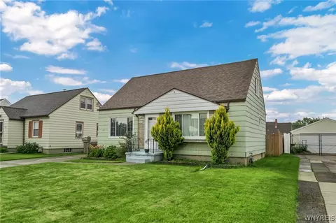 106 Canterbury Ln, Buffalo, NY 14217
