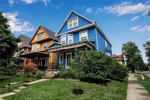 53 Livingston St, Buffalo, NY 14213
