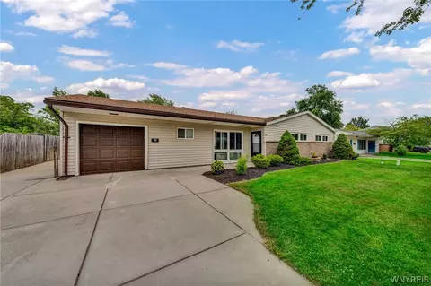 69 Cornell Dr, Depew, NY 14043 photo 2