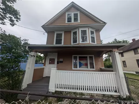 105 Barthel St, Buffalo, NY 14211