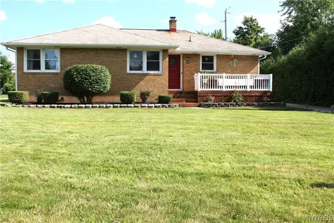 124 Lennox Ave, Amherst, NY 14226