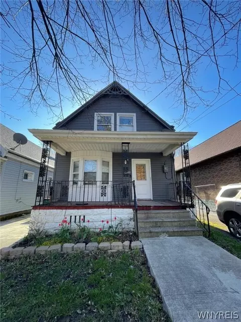 410 Benzinger St, Buffalo, NY 14206