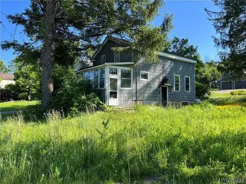 9261 Route 219, Ashford, NY 14171