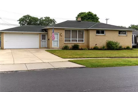 181 Bernadette Ter, West Seneca, NY 14224