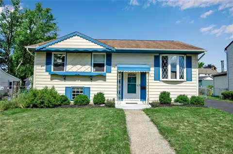 138 Princeton Ct, Cheektowaga, NY 14225