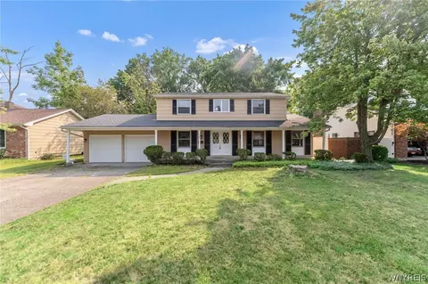 35 N Brier Rd, Amherst, NY 14228