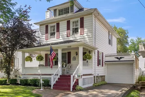 1222 Roselle Ave, Niagara Falls, NY 14305