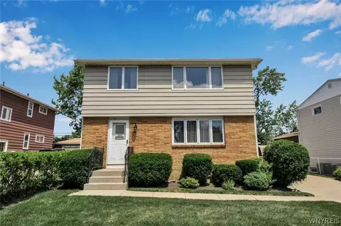 160 Joseph Dr, Tonawanda, NY 14150