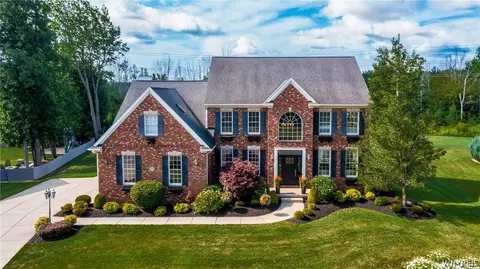 5898 Shamrock Ct, Hamburg, NY 14075