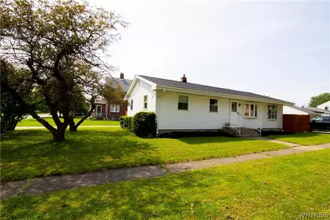 614 Dorrance Ave, West Seneca, NY 14218