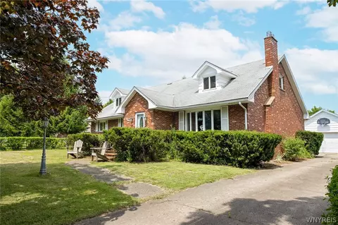 313 Bank St, Batavia, NY 14020