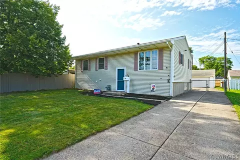 16 Saint Boniface Rd, Cheektowaga, NY 14225