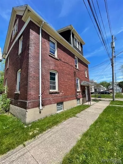 421 24th St, Niagara Falls, NY 14303