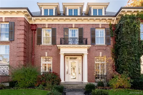 176 Bryant St, Buffalo, NY 14222