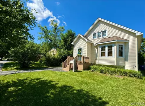 388 Capen Blvd, Amherst, NY 14226