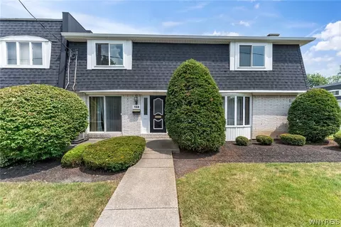138 Harrogate, Amherst, NY 14221